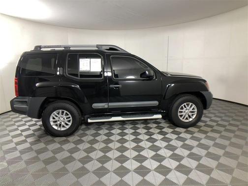 2015 Nissan Xterra S