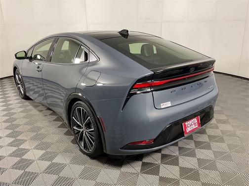 2024 Toyota Prius XLE