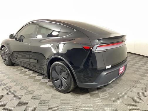 2026 Tesla Model Y Long Range