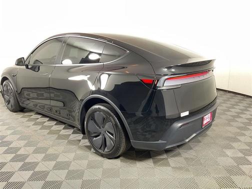2026 Tesla Model Y Long Range