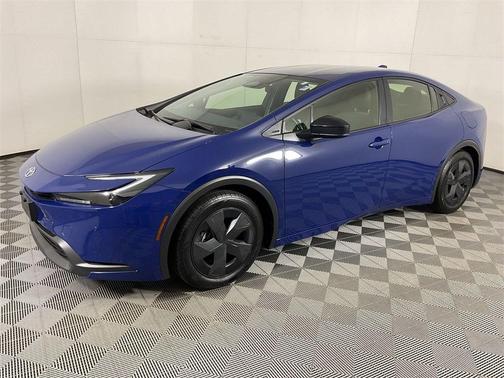 2024 Toyota Prius LE