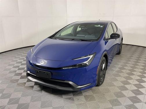 2024 Toyota Prius LE