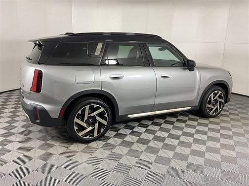 2025 MINI Countryman S