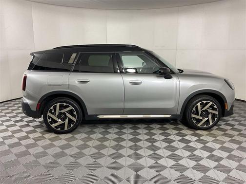 2025 MINI Countryman S