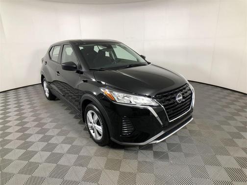 2024 Nissan Kicks S