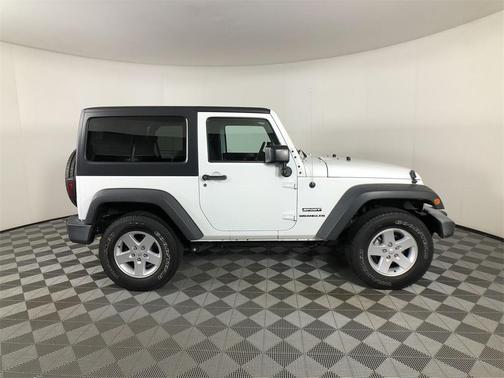 2017 Jeep Wrangler Sport