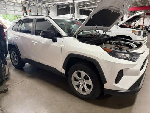 Super White 2020 Toyota RAV4 LE