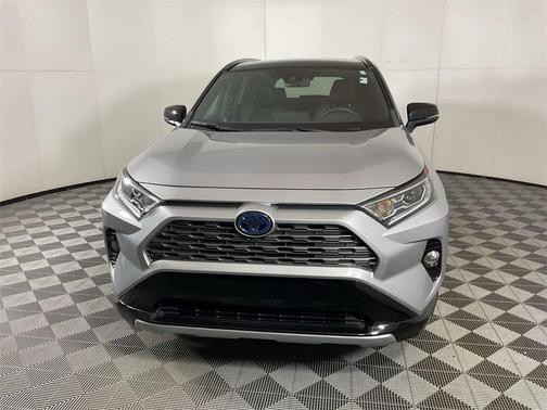 2019 Toyota RAV4 Hybrid XSE