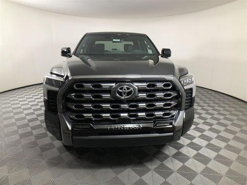 2025 Toyota Tundra Hybrid Platinum