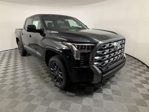 2025 Toyota Tundra Hybrid Platinum