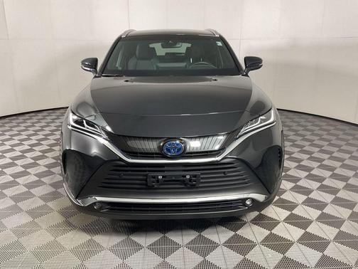 2024 Toyota Venza XLE