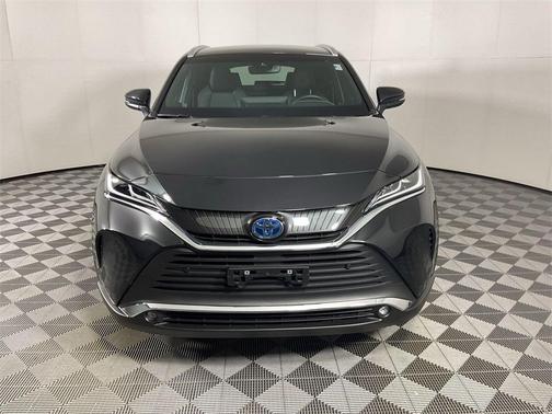 2024 Toyota Venza XLE