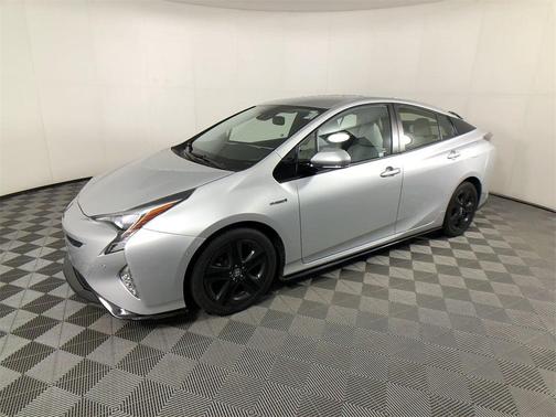 2018 Toyota Prius Four Touring