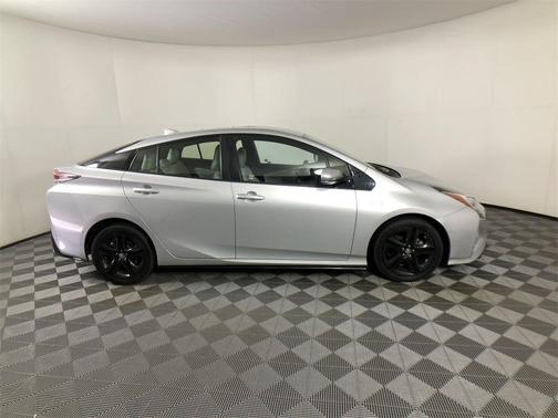 2018 Toyota Prius Four Touring