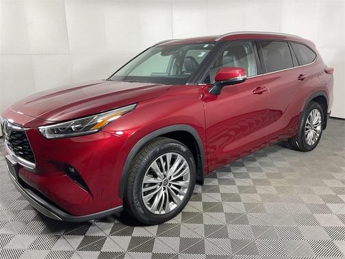 2023 Toyota Highlander Platinum