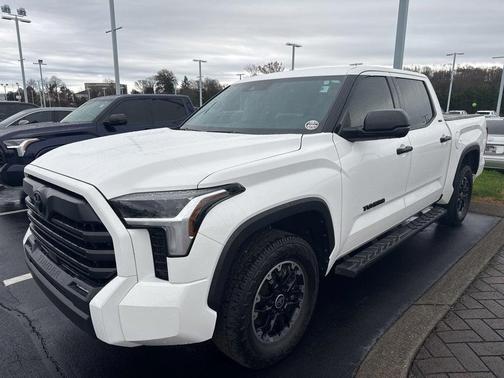 2023 Toyota Tundra SR5