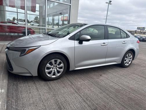 2025 Toyota Corolla Hybrid LE