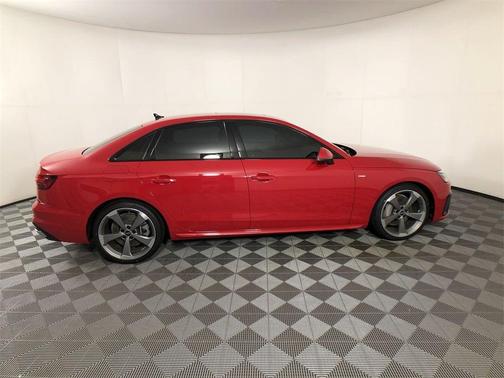 2021 Audi A4 45 S line quattro Premium