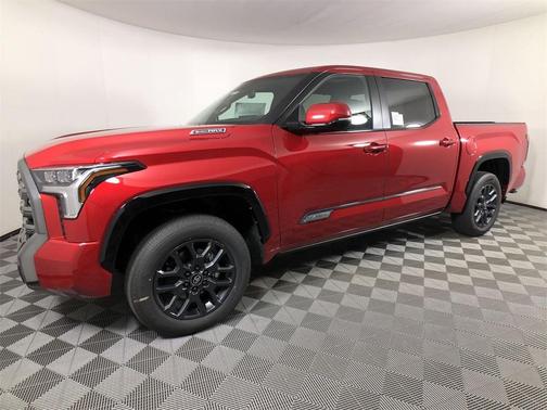 2025 Toyota Tundra Hybrid Platinum