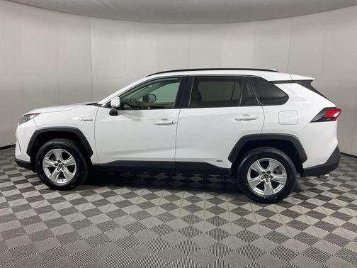 Super White 2021 Toyota RAV4 Hybrid LE