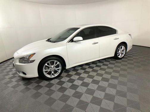2014 Nissan Maxima S