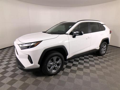 2025 Toyota RAV4 Hybrid LE
