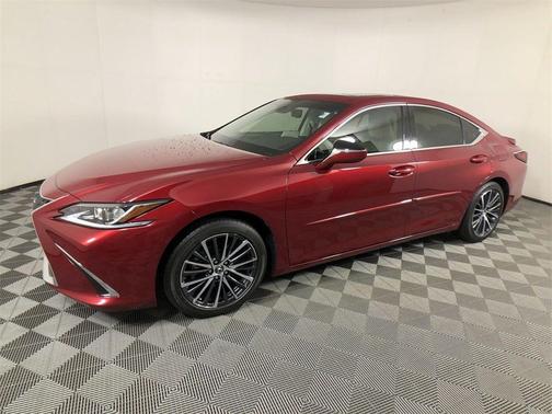 2025 Lexus ES 300h Base