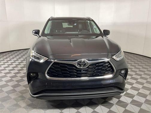 2022 Toyota Highlander Limited