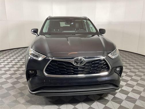 2022 Toyota Highlander Limited