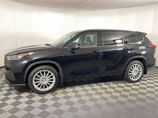 2022 Toyota Highlander Limited