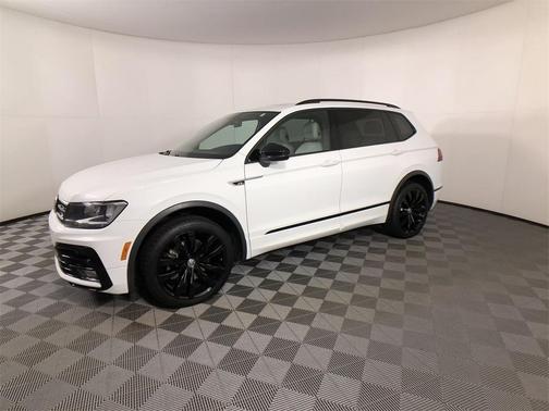 2021 Volkswagen Tiguan 2.0T SE R-Line Black