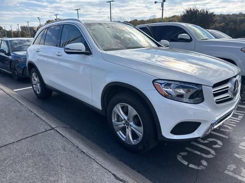 2018 Mercedes-Benz GLC 300 Base 4MATIC