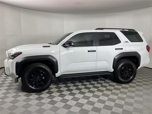 2025 Toyota 4Runner Hybrid TRD