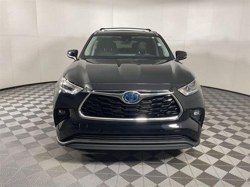 2023 Toyota Highlander Hybrid Limited