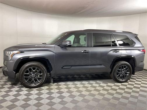 2024 Toyota Sequoia Platinum