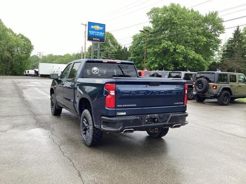 2022 Chevrolet Silverado 1500 Limited Custom Trail Boss