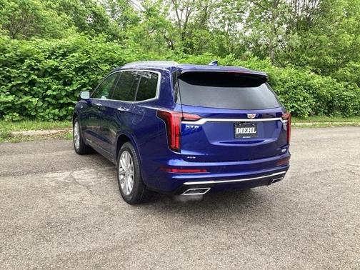 2025 Cadillac XT6 Premium Luxury AWD