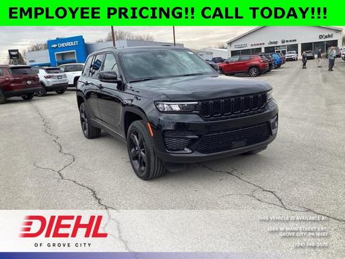 2025 Jeep Grand Cherokee Laredo