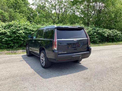 2020 Cadillac Escalade Premium Luxury