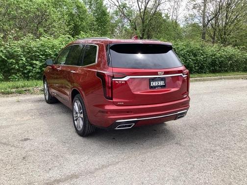 2025 Cadillac XT6 Premium Luxury AWD