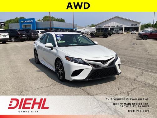 2020 Toyota Camry SE