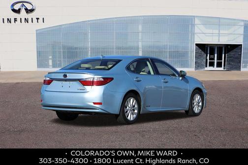 2013 Lexus ES 300h Base