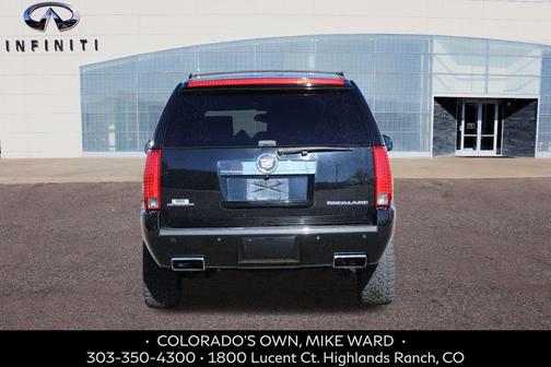 2014 Cadillac Escalade Platinum Edition