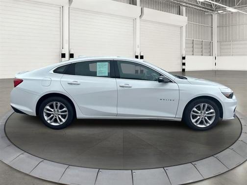 2017 Chevrolet Malibu 1LT
