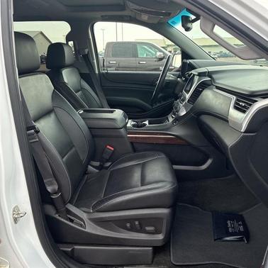 Summit White 2017 GMC Yukon SLT