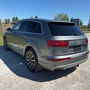 Graphite Gray Metallic 2017 Audi Q7 3.0T Premium