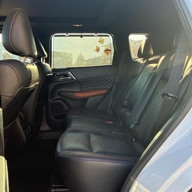 2022 Mitsubishi Outlander SEL