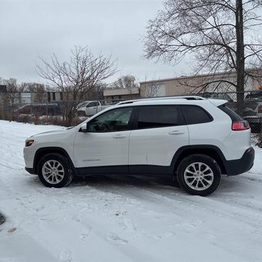 2020 Jeep Cherokee Latitude
