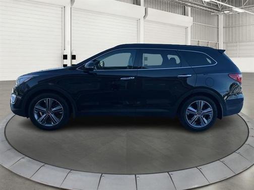 2016 Hyundai SANTA FE SE