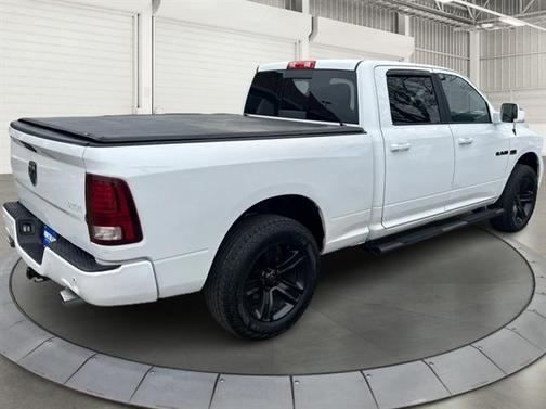 Bright White Clearcoat 2014 RAM 1500 Sport